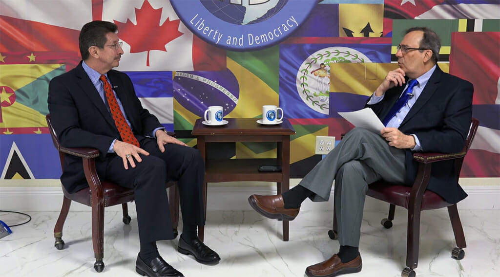 Carlos-Alberto-Montaner-with-Carlos-Sanchez-Berzain