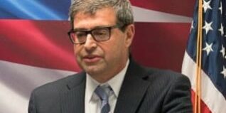 LuisFleishcmanProfile Featured